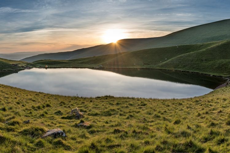walks in wales