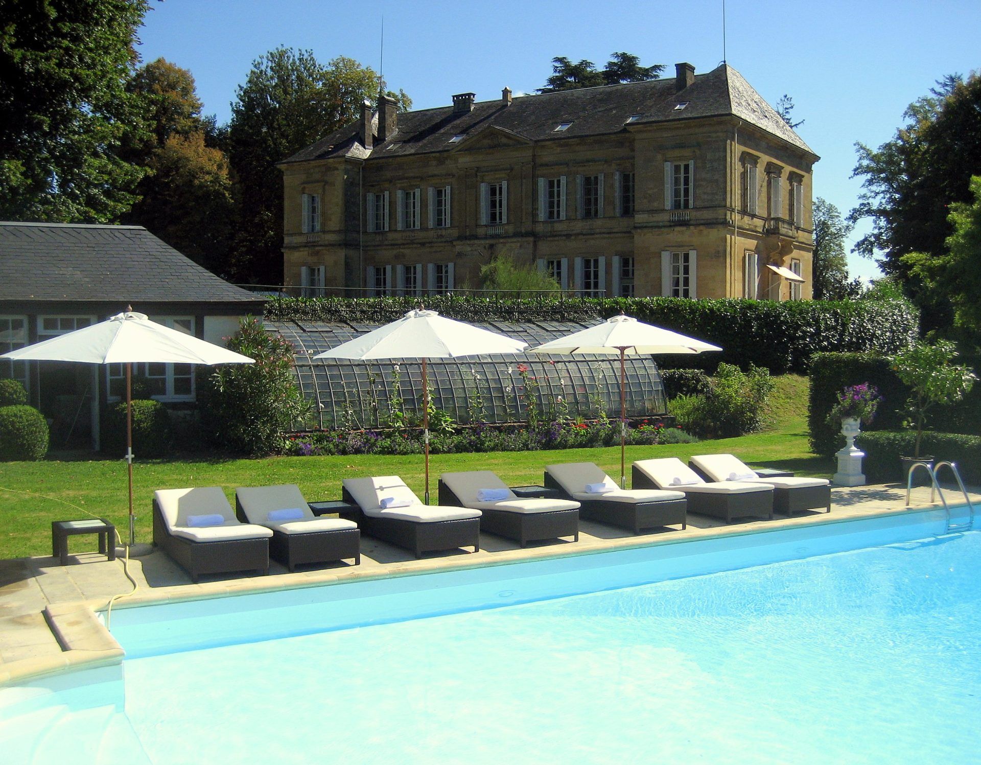 Chateau Durantey, Dordogne, France - Oliver's Travels