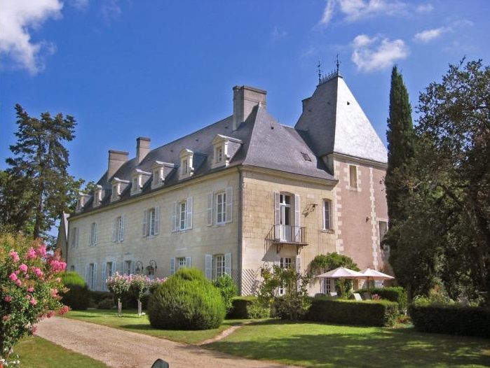 Chateau De Tille - Loire Valley - French Wedding Venues - Oliver's Travels