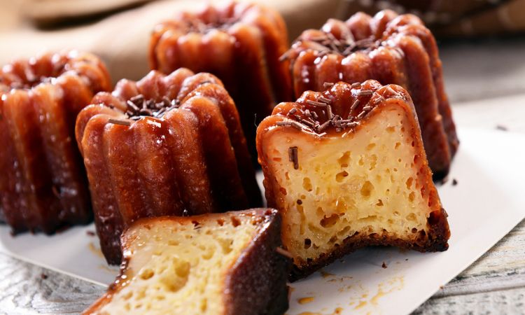 Caneles de bordeaux - traditional French sweet dessert