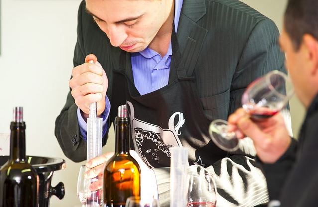 B-Winemaker - Make Your Own Wine!