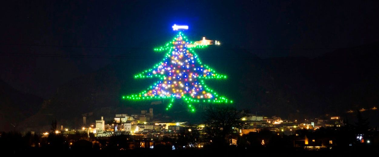 Gubbio's spectacular mountainside Christmas Tree - Luxury Vilas in Italy - Oliver's Travels