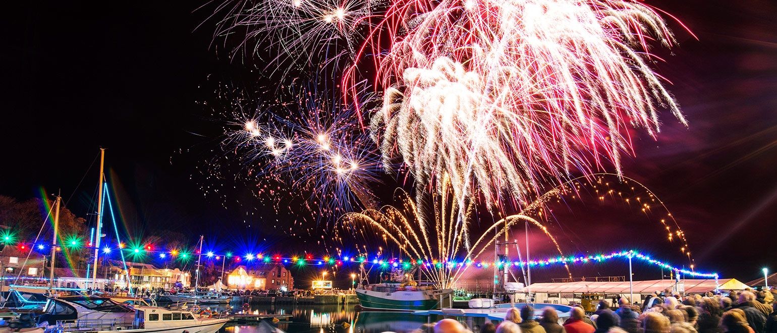 Spectacular Fireworks at the Padstow Christmas Festival - Luxury Cottages to Rent in the UK - Oliver's Travels