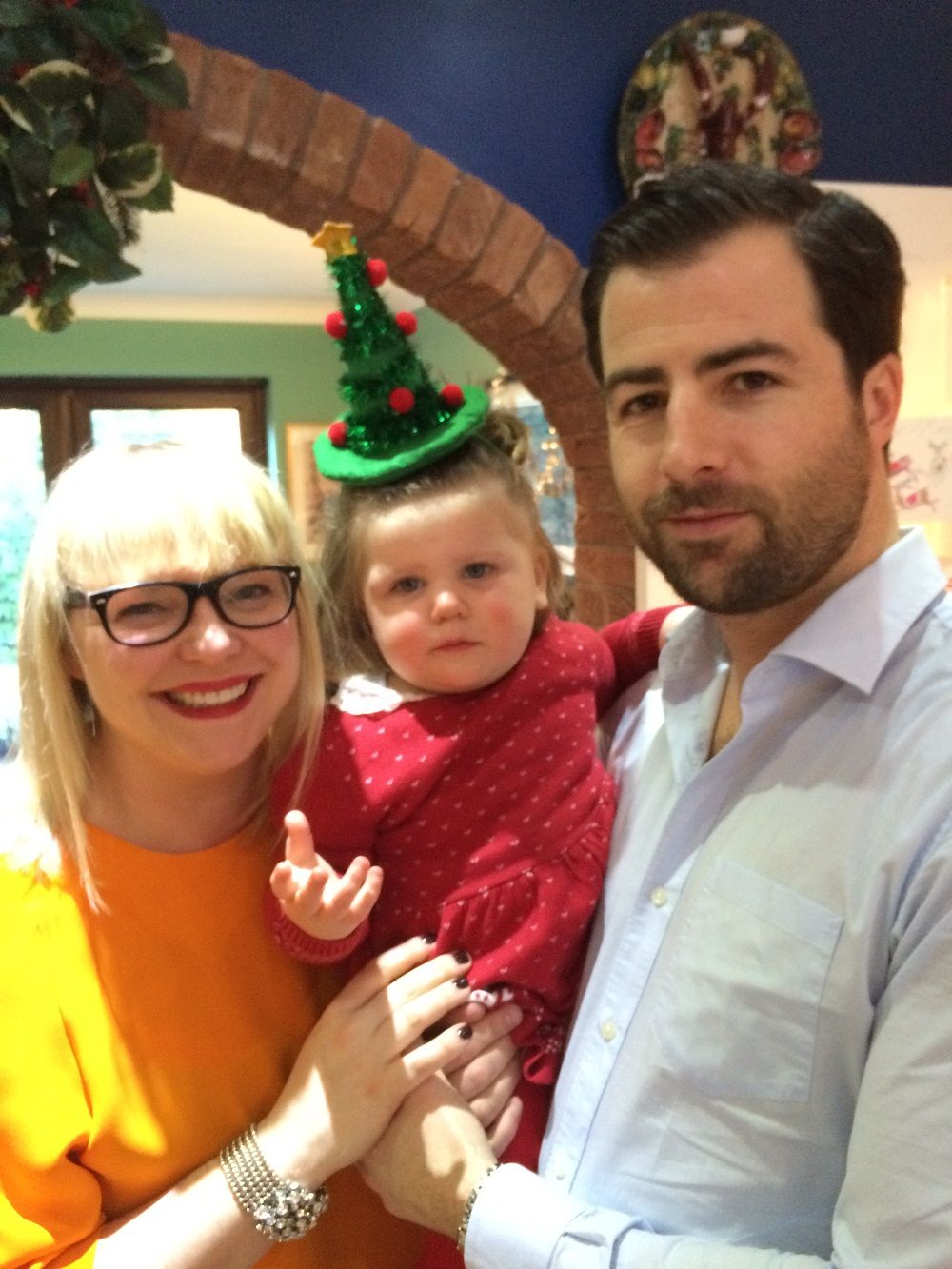 Oliver and Family - Oliver's Travels - Luxury Villas to Rent