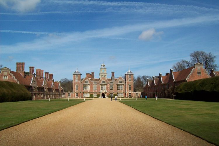 Norfolk Tours