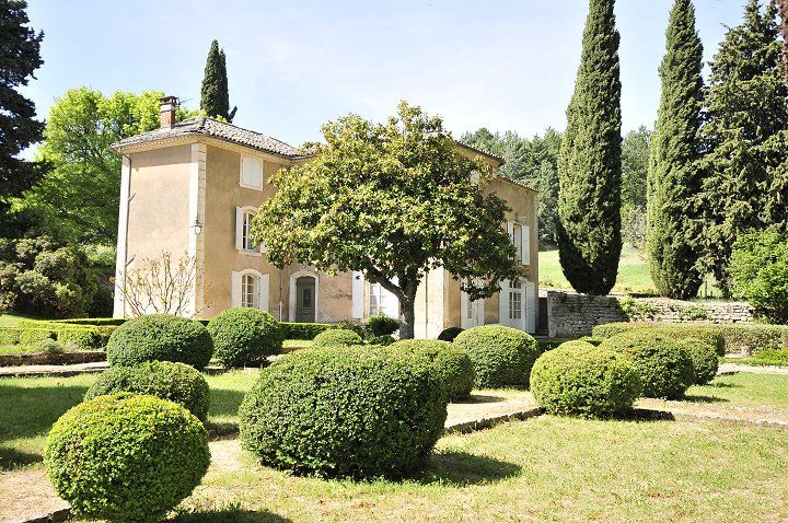 Villa Cerise - Provence - Oliver's Travels