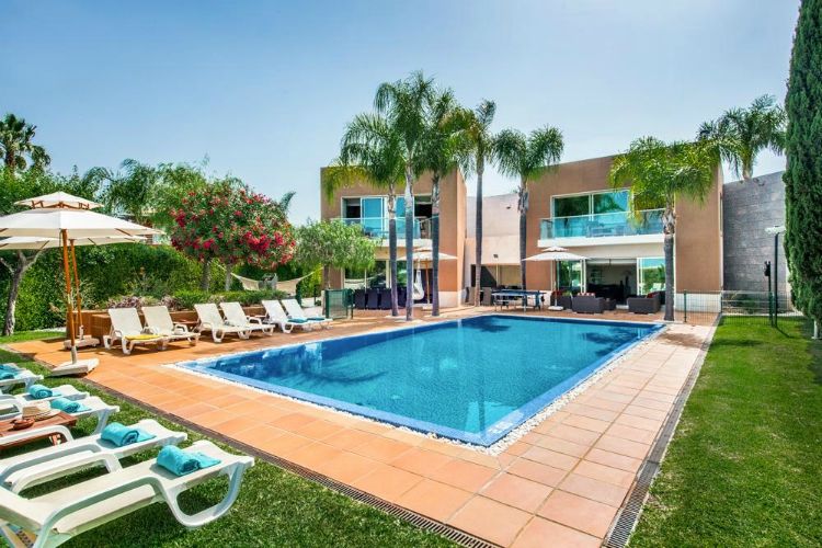 Villa Lagoon - Villamoura - Oliver's Travels