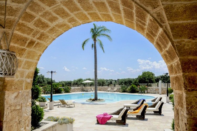 Villa-Ciottolo-Puglia-Olivers-Travels