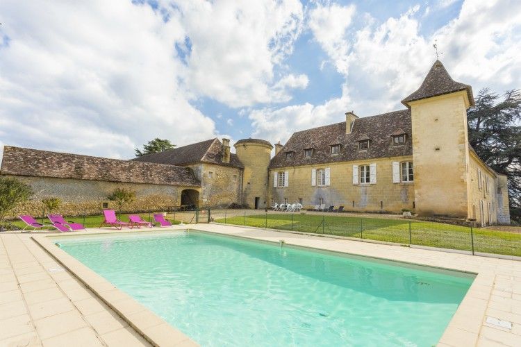 Chateau-de-Cardou-Dordogne-Olivers-Travels