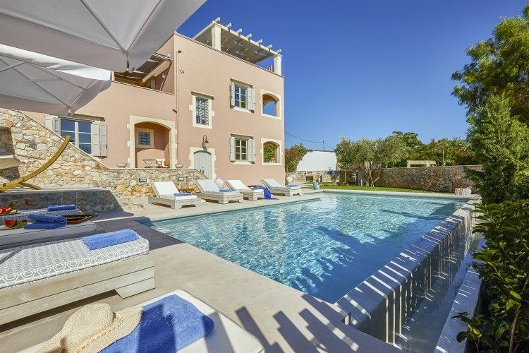 Villas in Crete