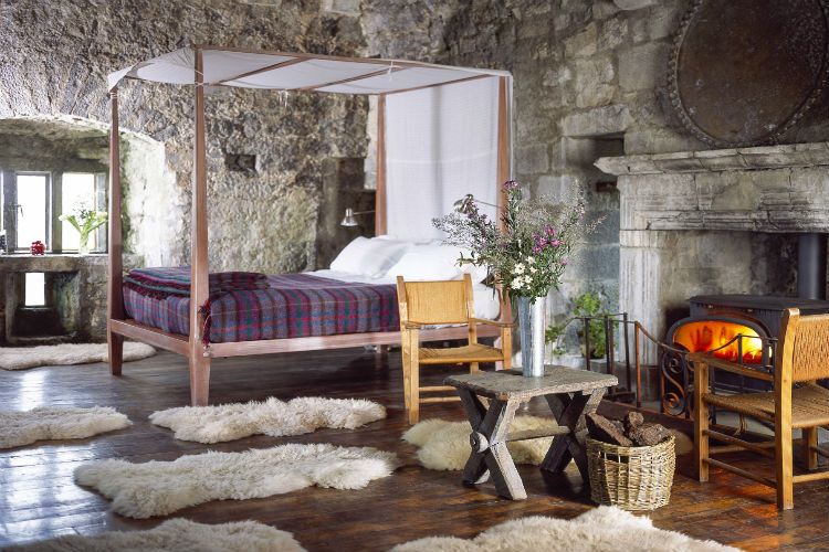 Gaelic-Castle-Ireland-Olivers-Travels