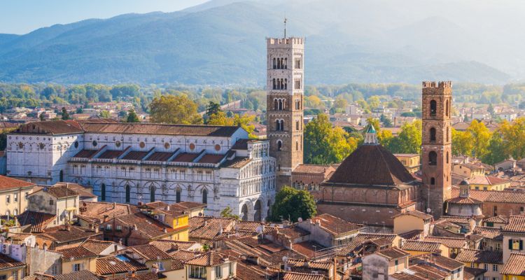 Lucca - towns and villages in tuscany