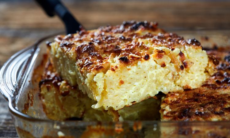 Macaroni pie