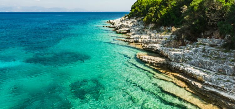 Emplisi Beach