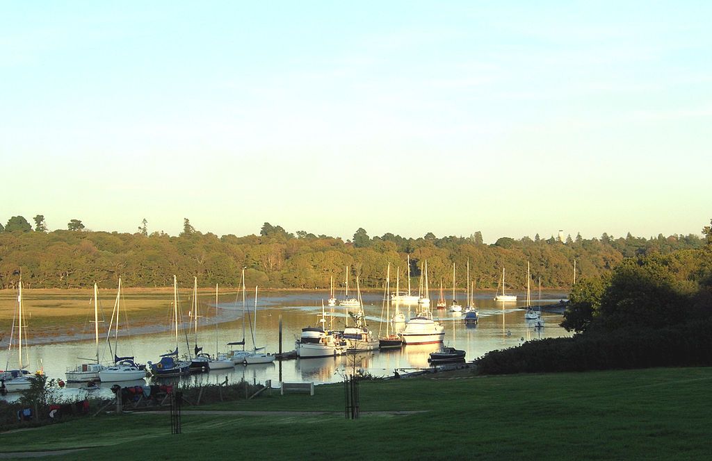 beaulieu river with boats