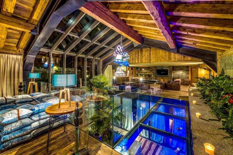 Top 10 Killer Villas header