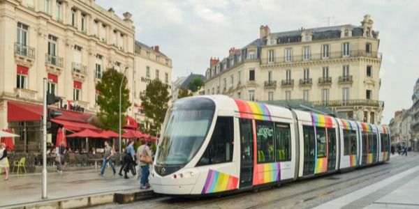 LGBTQ tram, Loire Valley