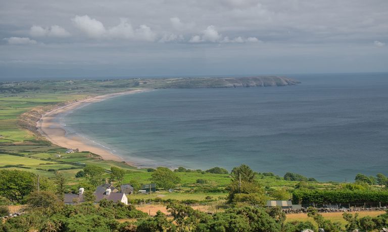 Neigwl Beach