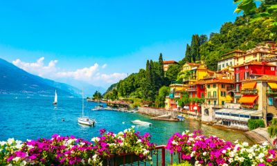 Lakeside Varenna, colourful houses and blue water