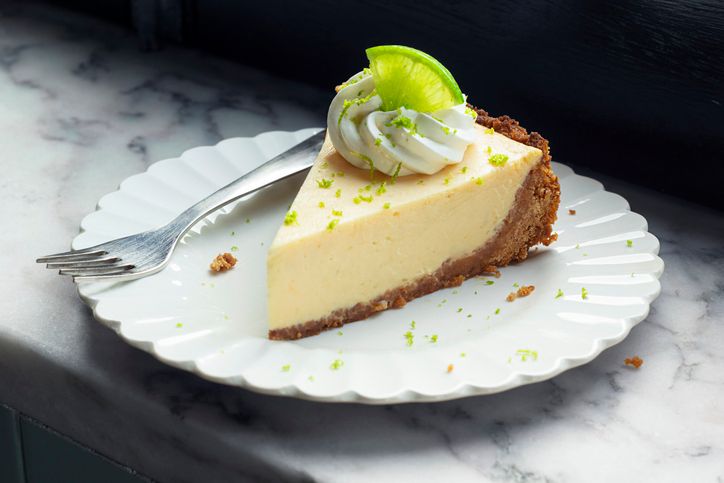 Key Lime Pie - food to try in Anna Maria Island