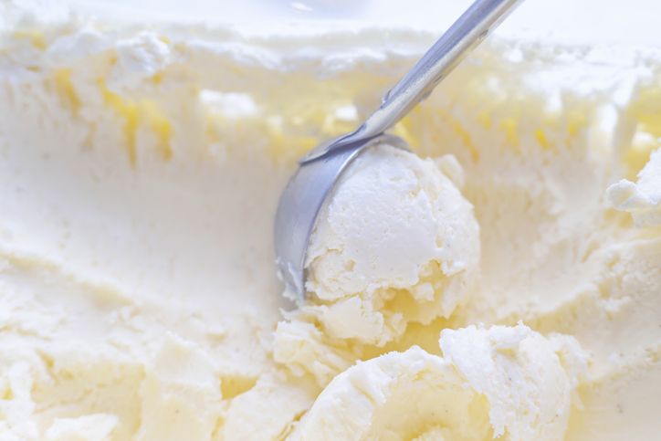 Scooping ice cream - food to try in Anna Maria Island