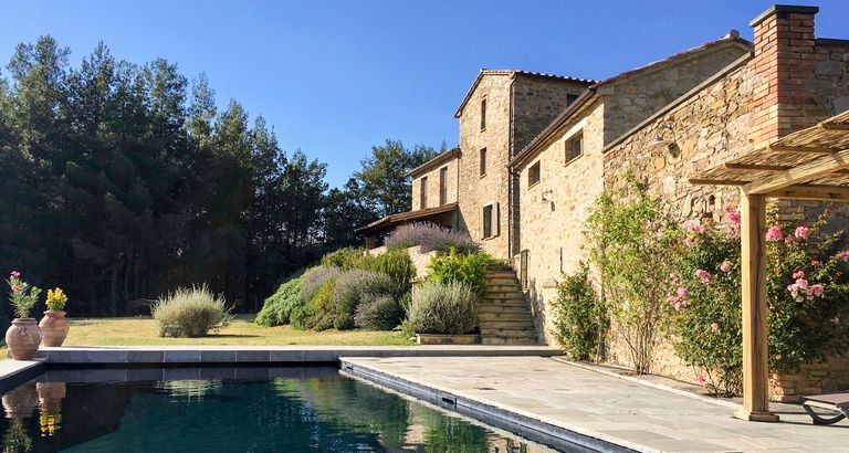 Top Villas in Umbria - header